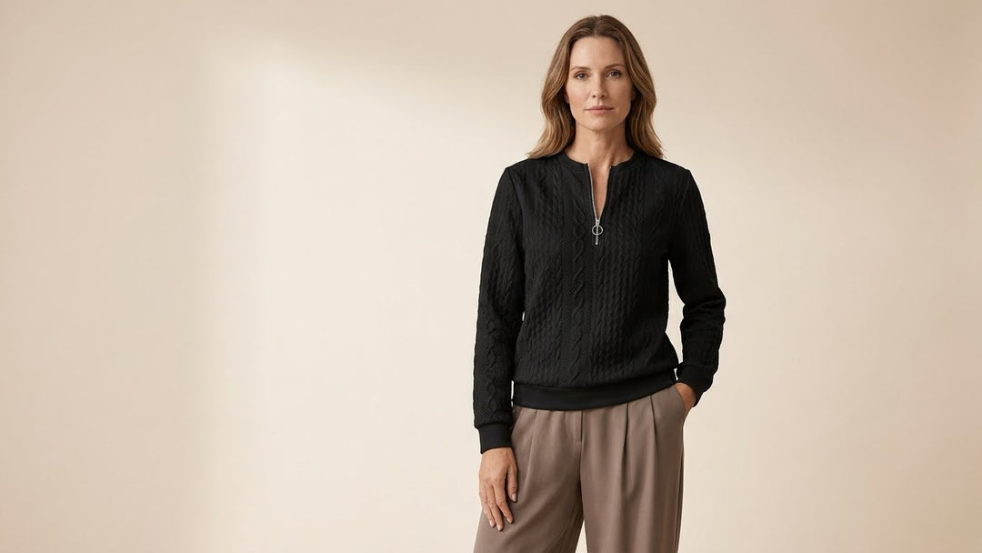 Elin – Luxe Kabeltrui met Split Hals